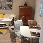 Maison De * Bias