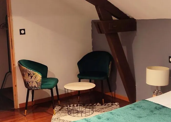 Maison De *